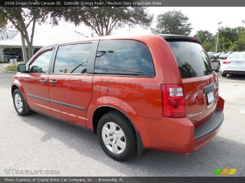 Sunburst Orange Pearl / Medium Slate Gray/Light Shale 2008 Dodge Grand Caravan SE