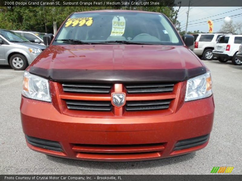 Sunburst Orange Pearl / Medium Slate Gray/Light Shale 2008 Dodge Grand Caravan SE