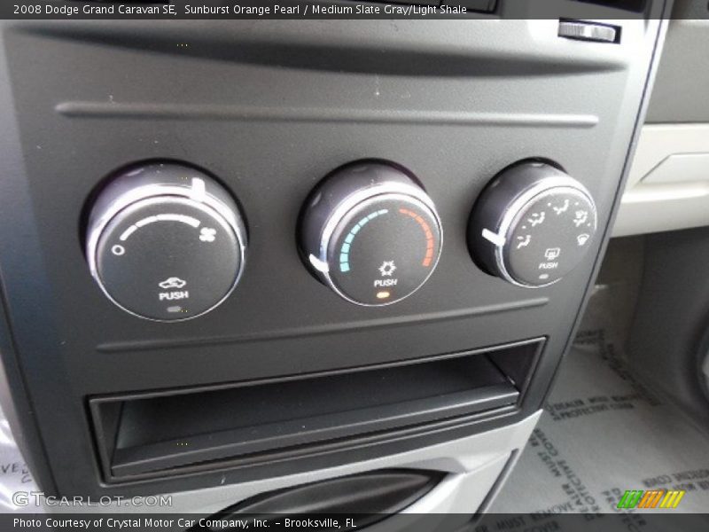 Sunburst Orange Pearl / Medium Slate Gray/Light Shale 2008 Dodge Grand Caravan SE