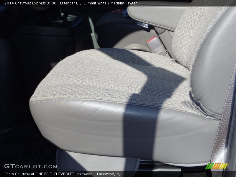 Summit White / Medium Pewter 2014 Chevrolet Express 3500 Passenger LT