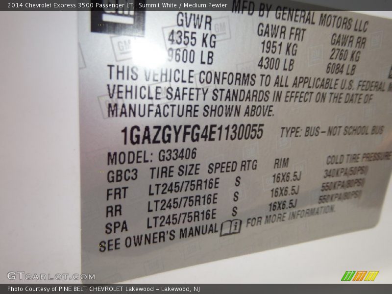 Summit White / Medium Pewter 2014 Chevrolet Express 3500 Passenger LT