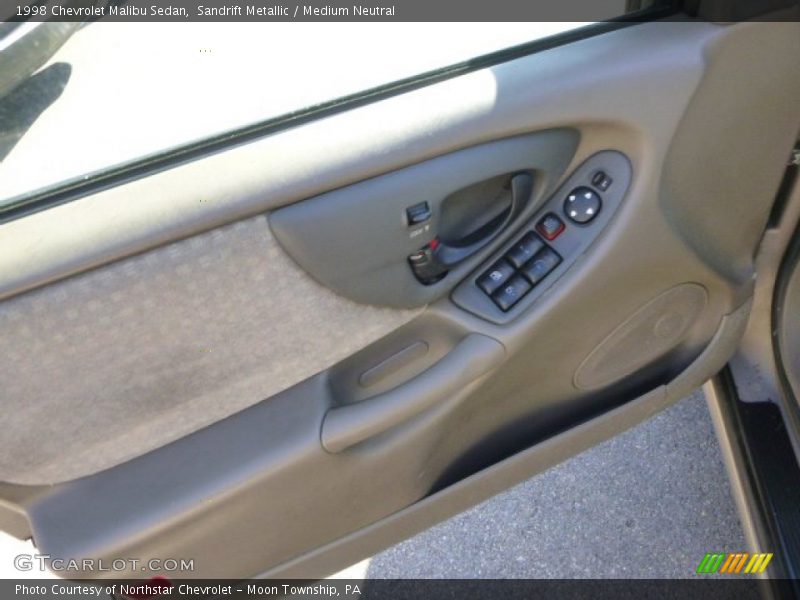 Sandrift Metallic / Medium Neutral 1998 Chevrolet Malibu Sedan