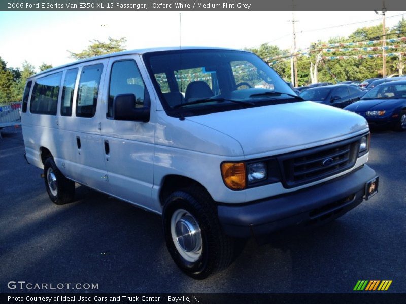 Oxford White / Medium Flint Grey 2006 Ford E Series Van E350 XL 15 Passenger
