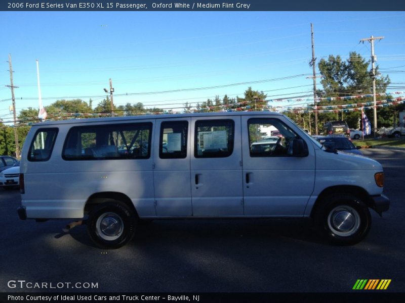 Oxford White / Medium Flint Grey 2006 Ford E Series Van E350 XL 15 Passenger
