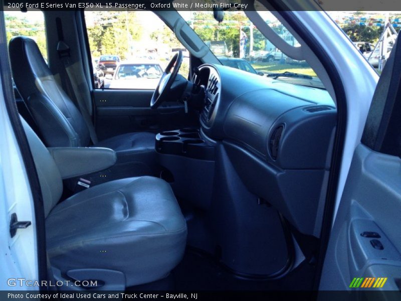 Oxford White / Medium Flint Grey 2006 Ford E Series Van E350 XL 15 Passenger