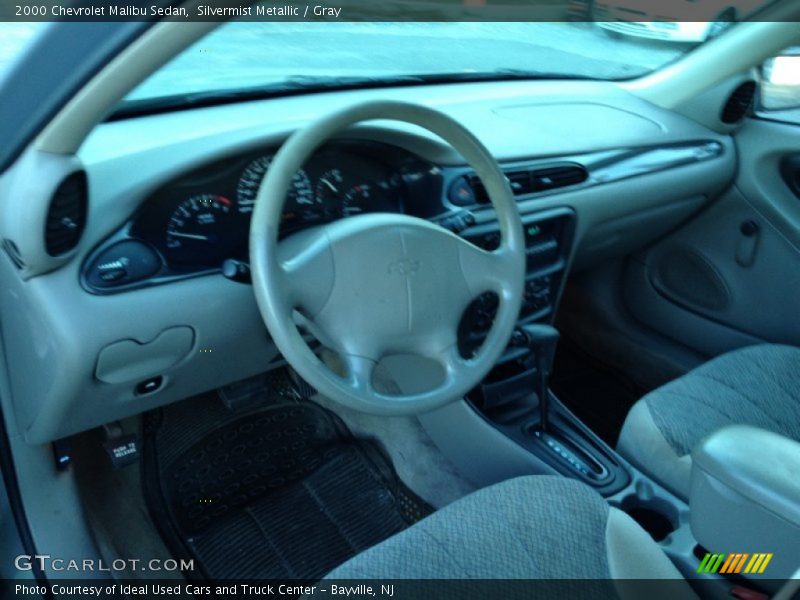 Silvermist Metallic / Gray 2000 Chevrolet Malibu Sedan