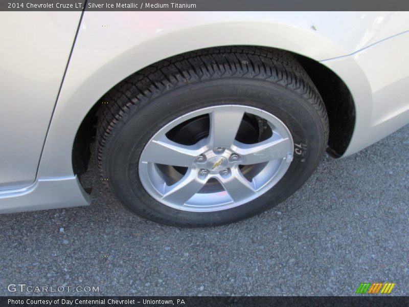 Silver Ice Metallic / Medium Titanium 2014 Chevrolet Cruze LT