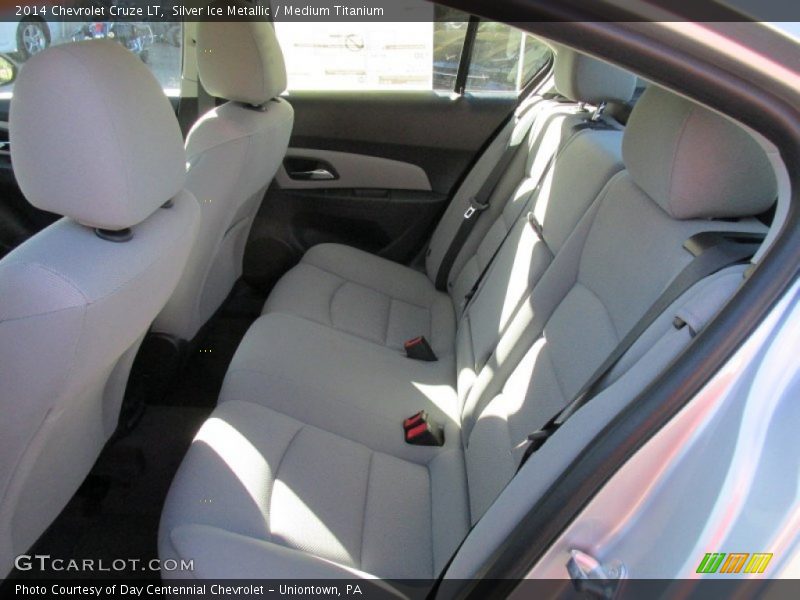 Silver Ice Metallic / Medium Titanium 2014 Chevrolet Cruze LT