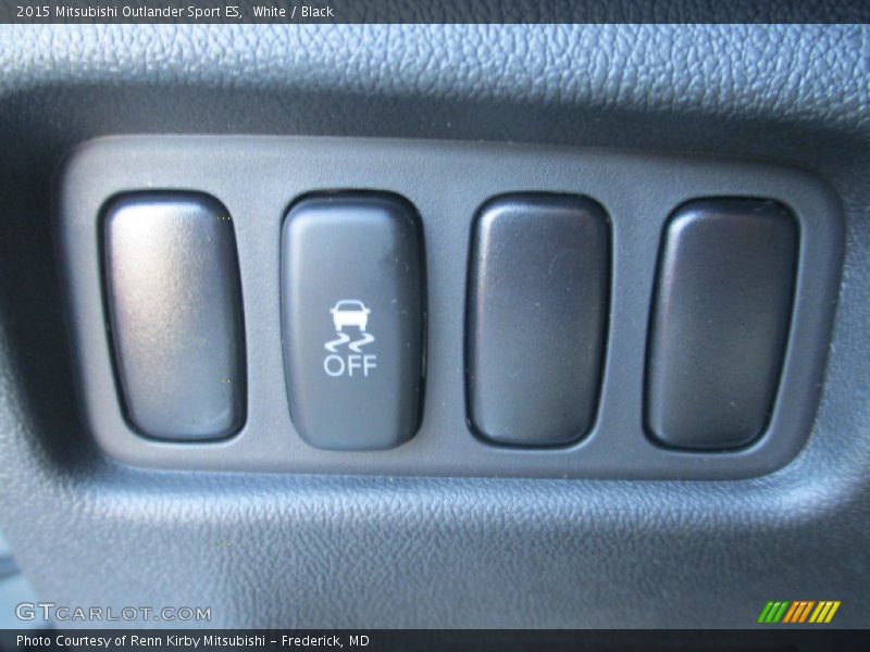 White / Black 2015 Mitsubishi Outlander Sport ES