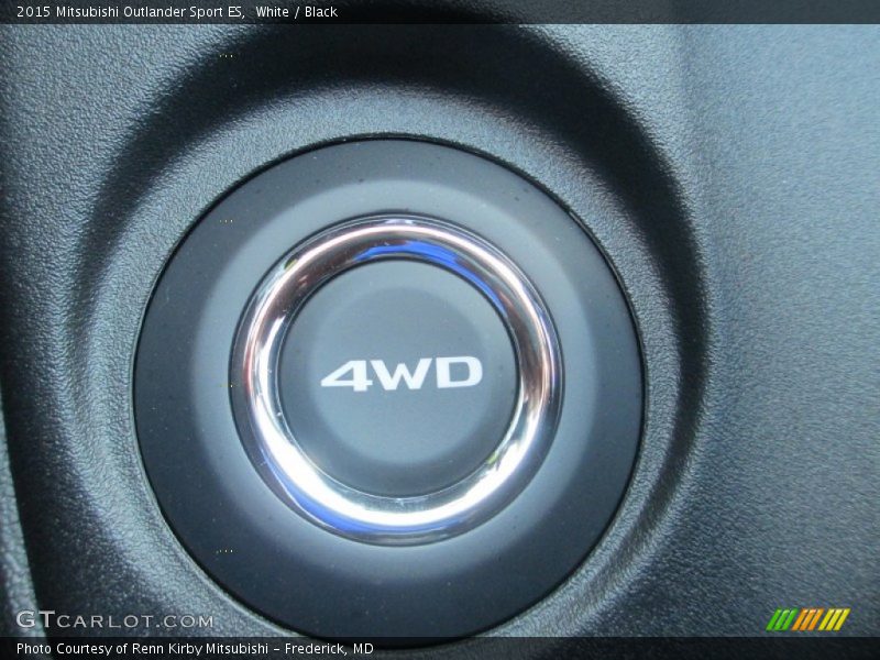 White / Black 2015 Mitsubishi Outlander Sport ES