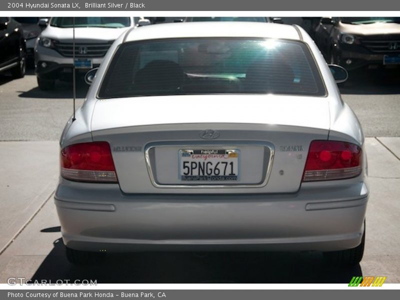 Brilliant Silver / Black 2004 Hyundai Sonata LX