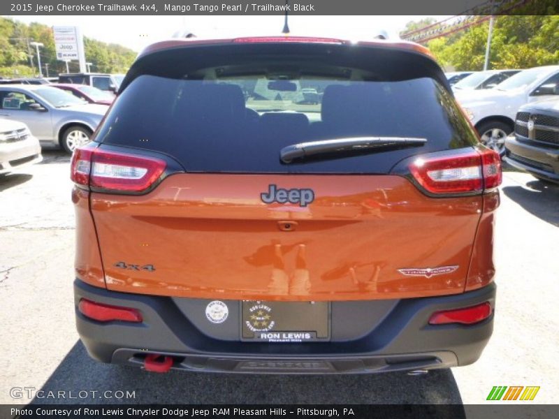 Mango Tango Pearl / Trailhawk Black 2015 Jeep Cherokee Trailhawk 4x4