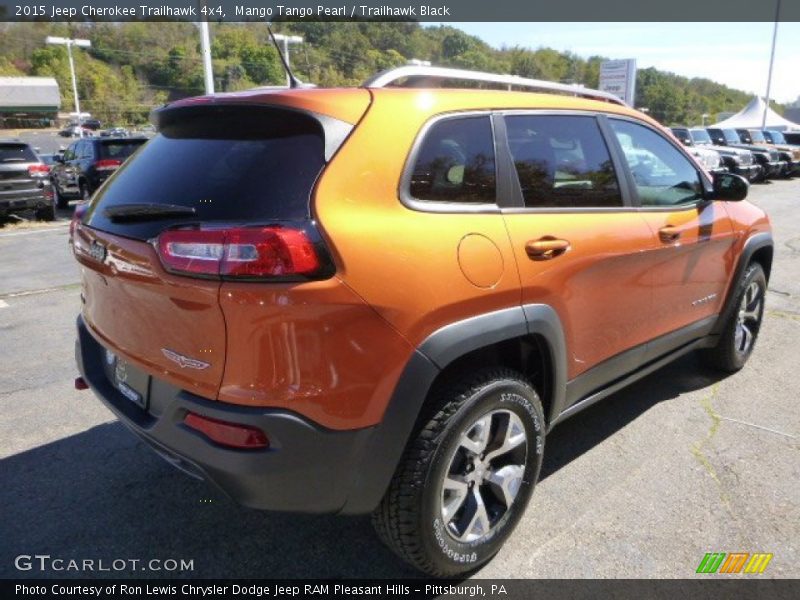 Mango Tango Pearl / Trailhawk Black 2015 Jeep Cherokee Trailhawk 4x4