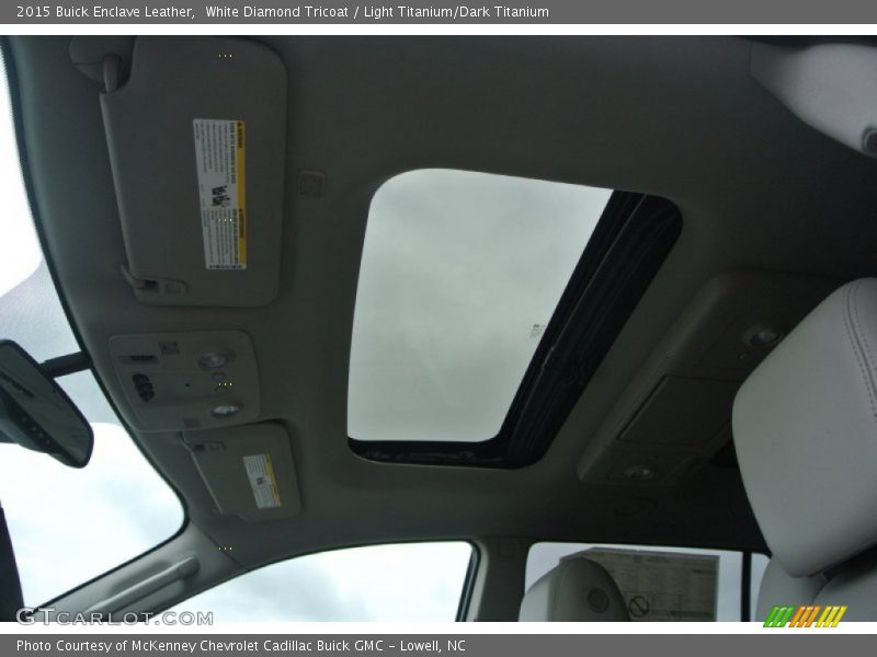 White Diamond Tricoat / Light Titanium/Dark Titanium 2015 Buick Enclave Leather