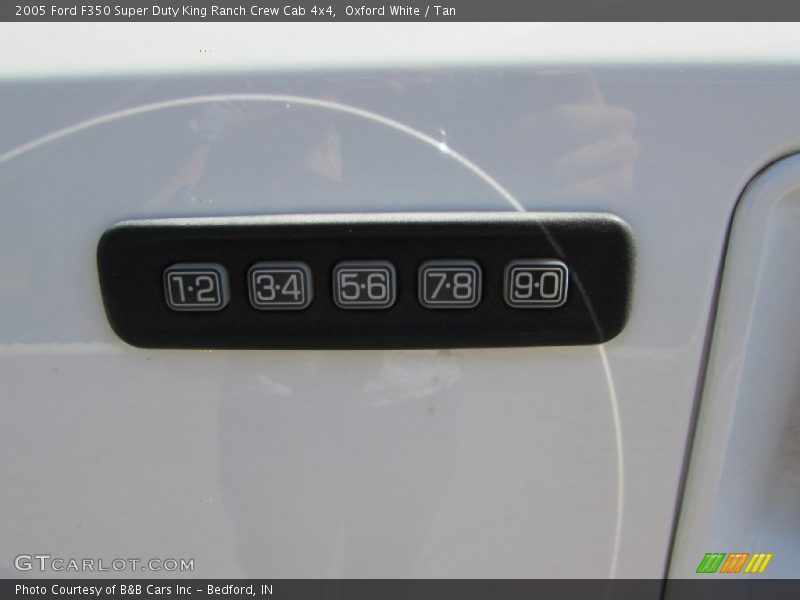 Oxford White / Tan 2005 Ford F350 Super Duty King Ranch Crew Cab 4x4