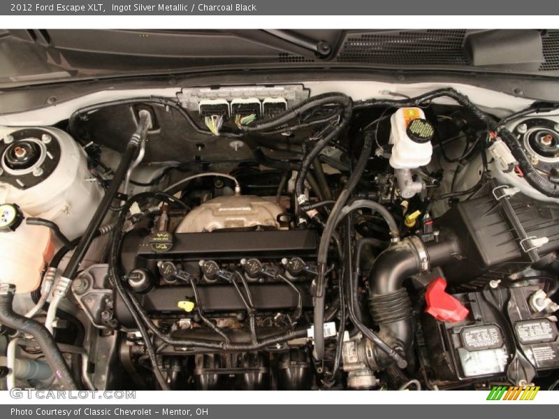 Ingot Silver Metallic / Charcoal Black 2012 Ford Escape XLT
