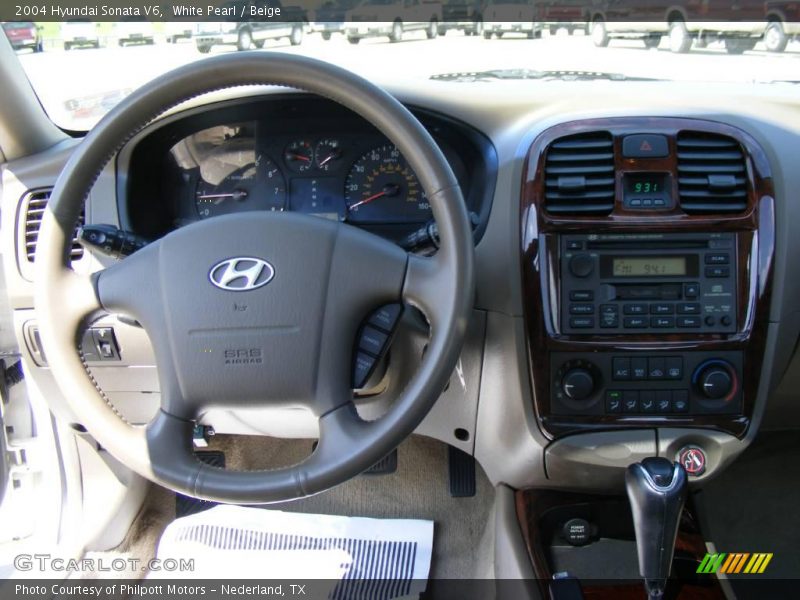 White Pearl / Beige 2004 Hyundai Sonata V6