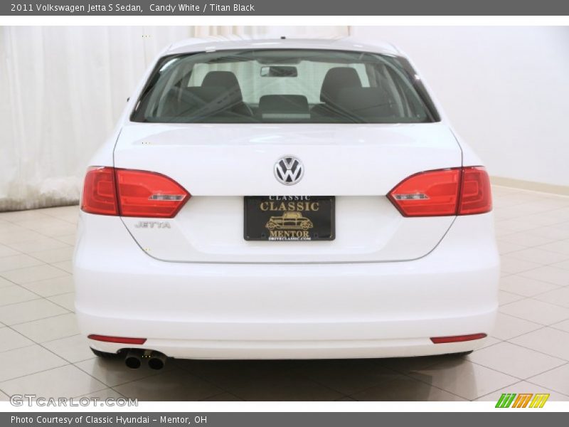 Candy White / Titan Black 2011 Volkswagen Jetta S Sedan