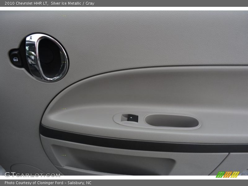 Silver Ice Metallic / Gray 2010 Chevrolet HHR LT