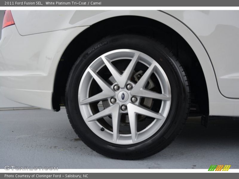White Platinum Tri-Coat / Camel 2011 Ford Fusion SEL