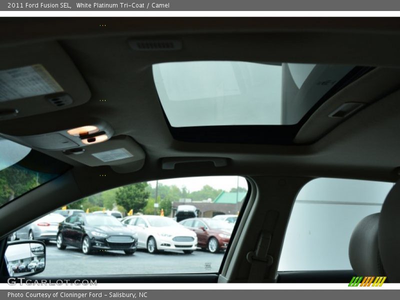 White Platinum Tri-Coat / Camel 2011 Ford Fusion SEL