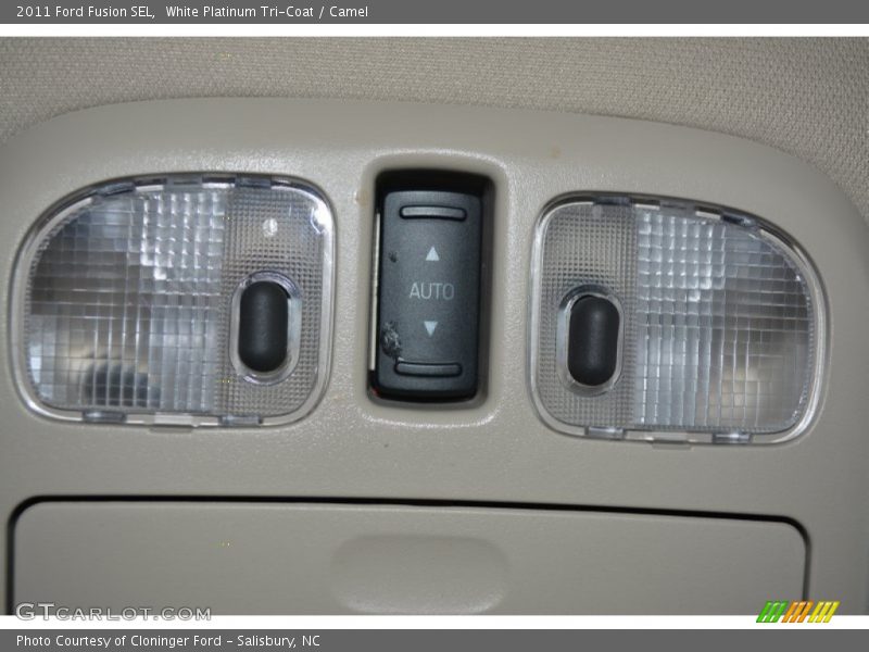 White Platinum Tri-Coat / Camel 2011 Ford Fusion SEL