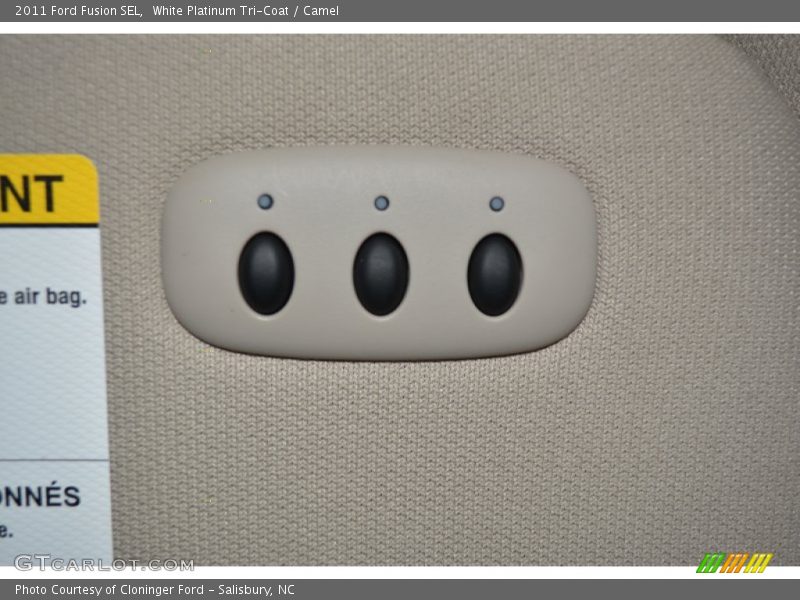 White Platinum Tri-Coat / Camel 2011 Ford Fusion SEL