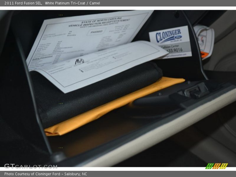 White Platinum Tri-Coat / Camel 2011 Ford Fusion SEL