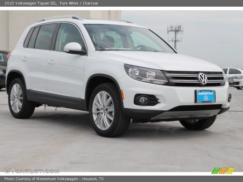 Pure White / Charcoal 2015 Volkswagen Tiguan SEL