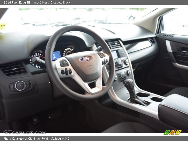 Ingot Silver / Charcoal Black 2014 Ford Edge SE