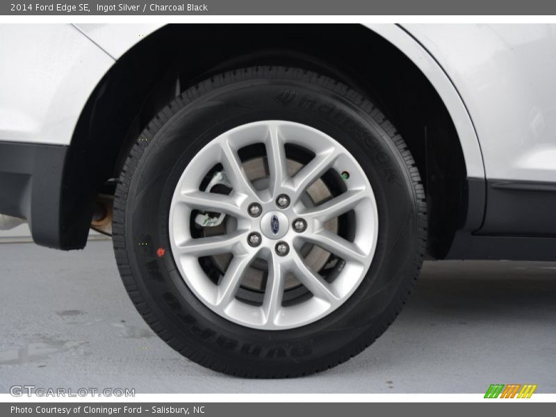 Ingot Silver / Charcoal Black 2014 Ford Edge SE