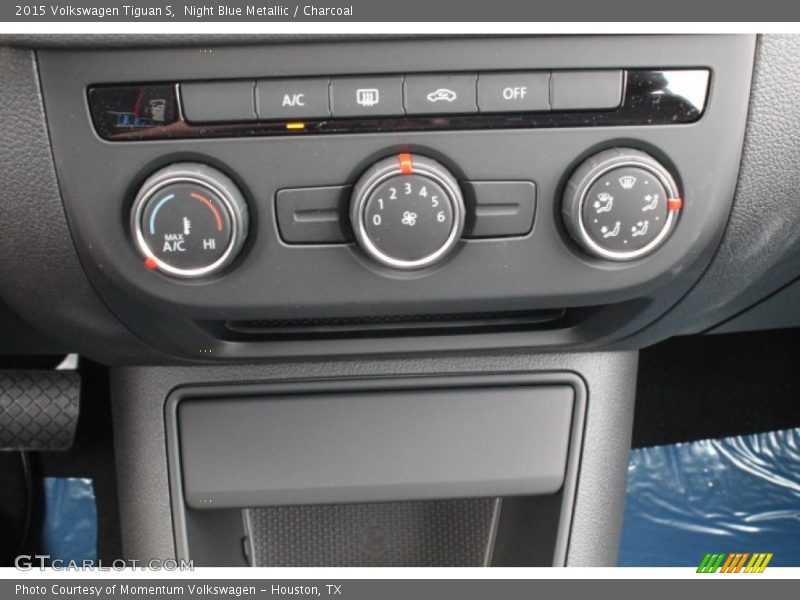 Night Blue Metallic / Charcoal 2015 Volkswagen Tiguan S