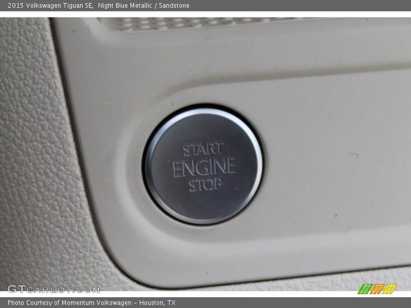Night Blue Metallic / Sandstone 2015 Volkswagen Tiguan SE