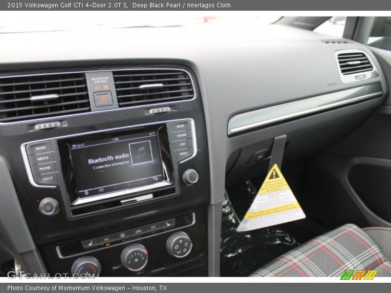 Deep Black Pearl / Interlagos Cloth 2015 Volkswagen Golf GTI 4-Door 2.0T S