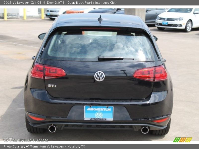 Deep Black Pearl / Interlagos Cloth 2015 Volkswagen Golf GTI 4-Door 2.0T S