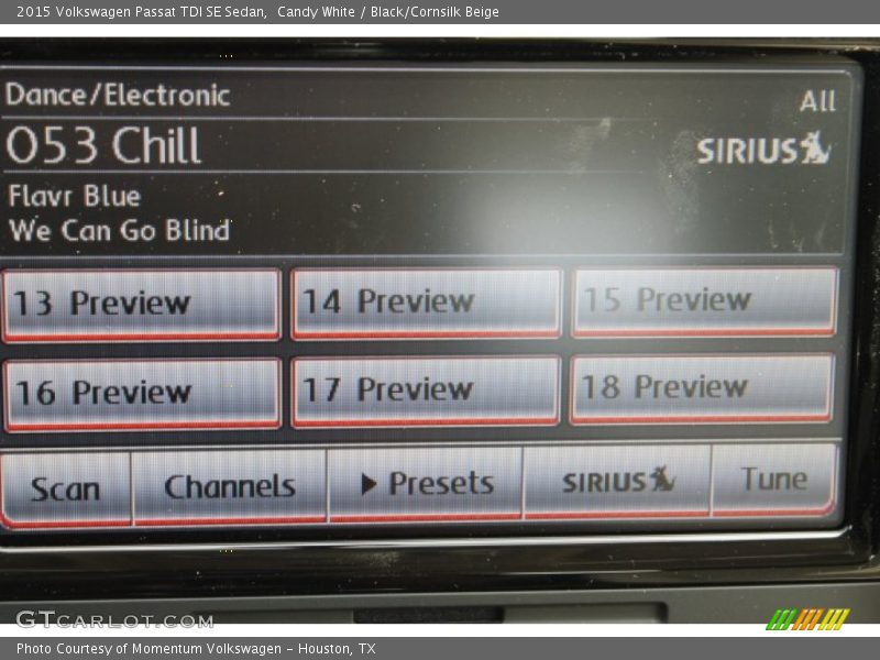Candy White / Black/Cornsilk Beige 2015 Volkswagen Passat TDI SE Sedan