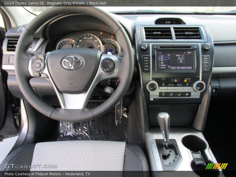 Magnetic Gray Metallic / Black/Ash 2014 Toyota Camry SE
