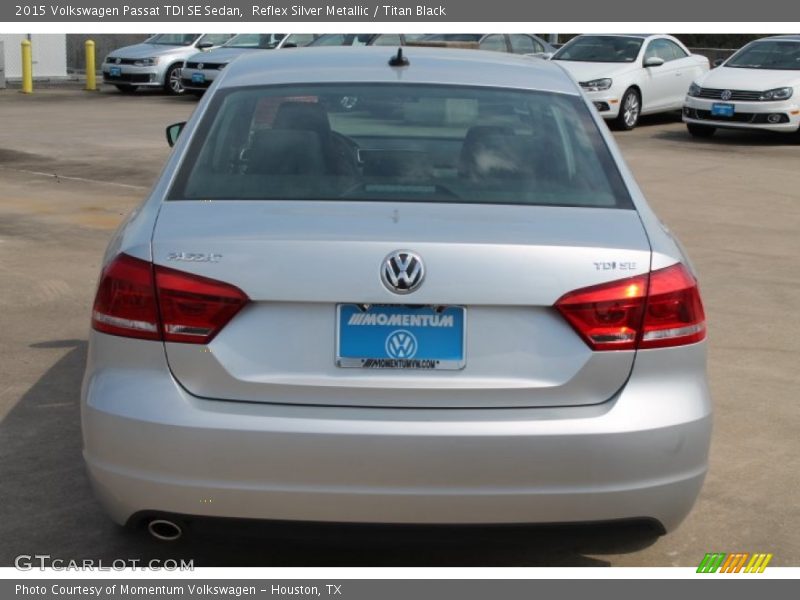 Reflex Silver Metallic / Titan Black 2015 Volkswagen Passat TDI SE Sedan