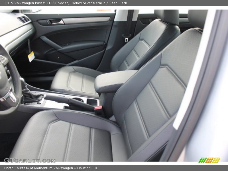 Reflex Silver Metallic / Titan Black 2015 Volkswagen Passat TDI SE Sedan