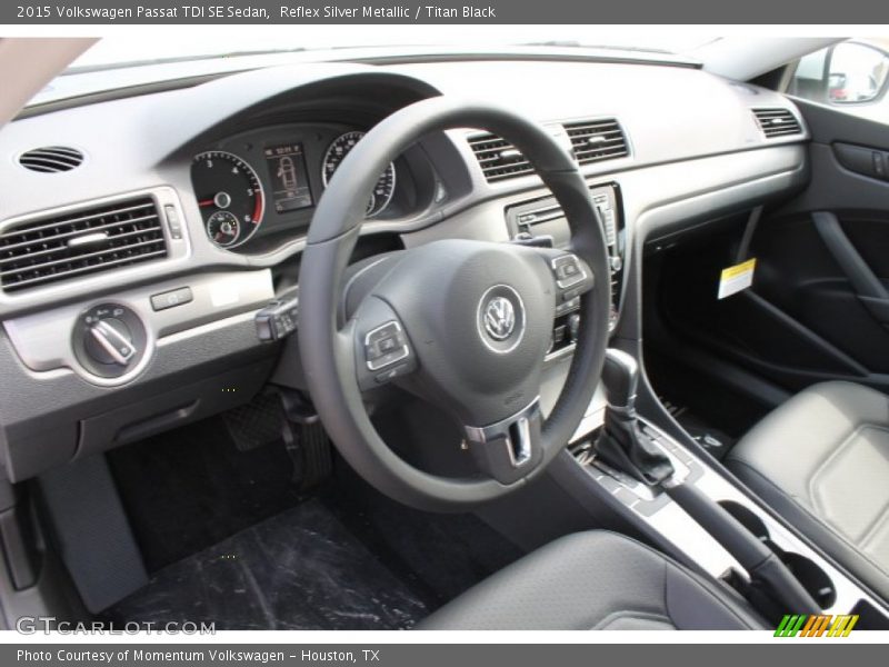 Reflex Silver Metallic / Titan Black 2015 Volkswagen Passat TDI SE Sedan