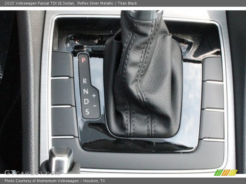 Reflex Silver Metallic / Titan Black 2015 Volkswagen Passat TDI SE Sedan