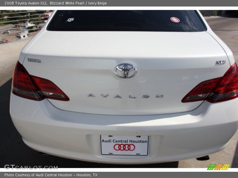 Blizzard White Pearl / Ivory Beige 2008 Toyota Avalon XLS