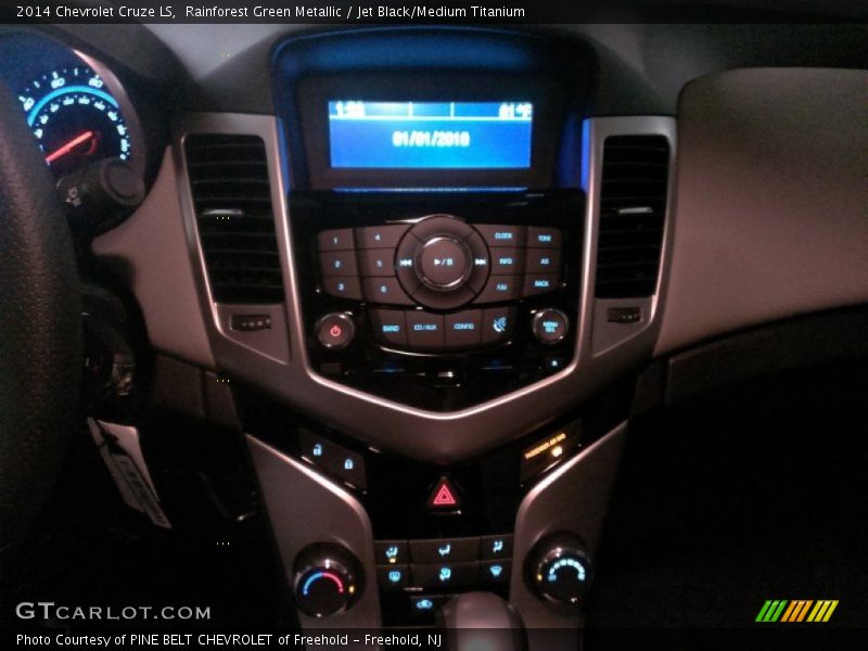 Rainforest Green Metallic / Jet Black/Medium Titanium 2014 Chevrolet Cruze LS