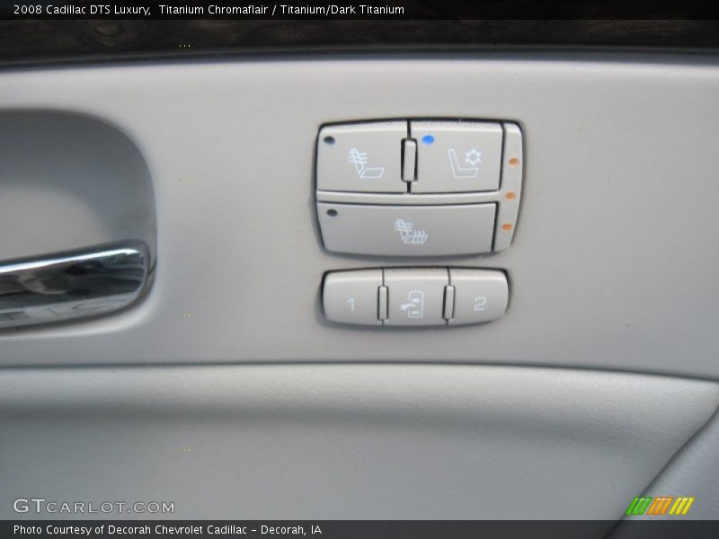 Titanium Chromaflair / Titanium/Dark Titanium 2008 Cadillac DTS Luxury