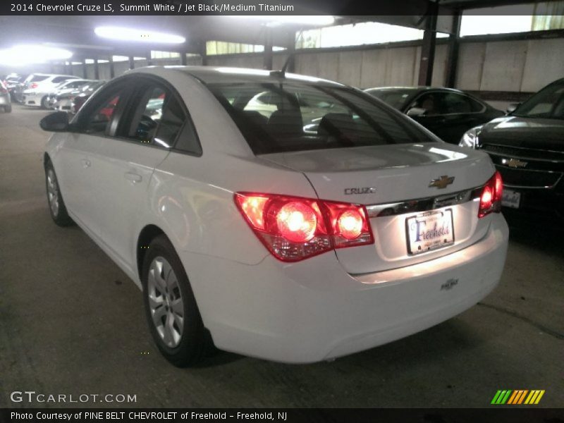 Summit White / Jet Black/Medium Titanium 2014 Chevrolet Cruze LS