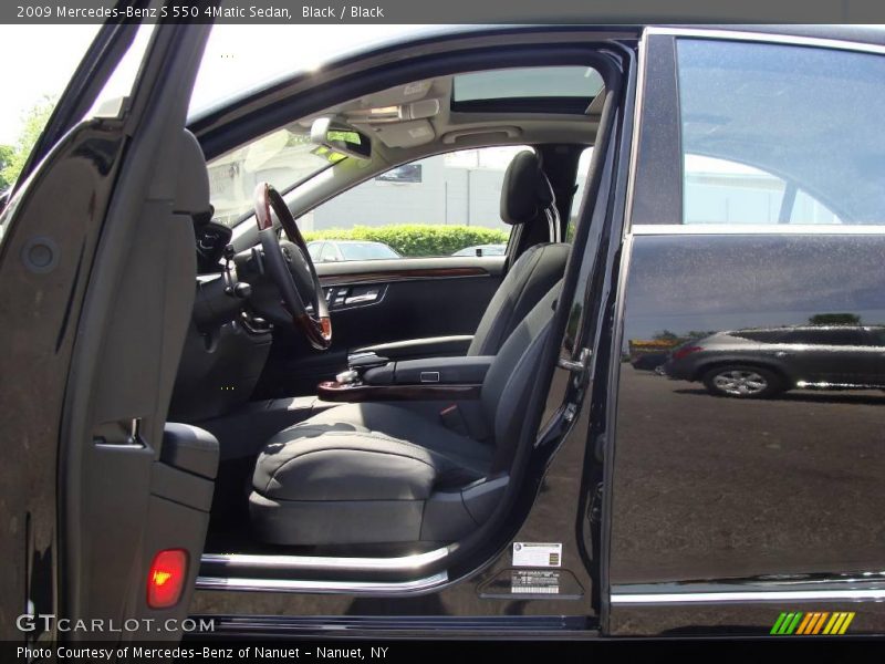 Black / Black 2009 Mercedes-Benz S 550 4Matic Sedan