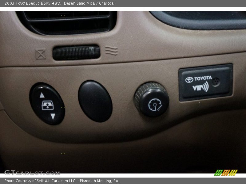 Desert Sand Mica / Charcoal 2003 Toyota Sequoia SR5 4WD