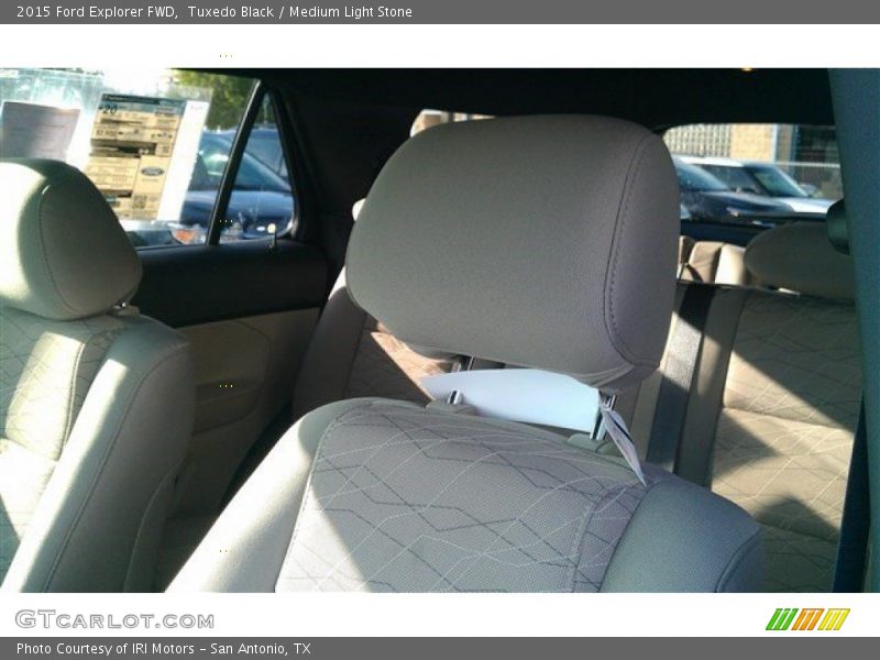 Tuxedo Black / Medium Light Stone 2015 Ford Explorer FWD