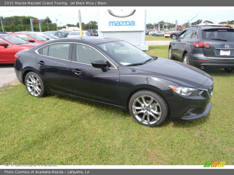 Front 3/4 View of 2015 Mazda6 Grand Touring