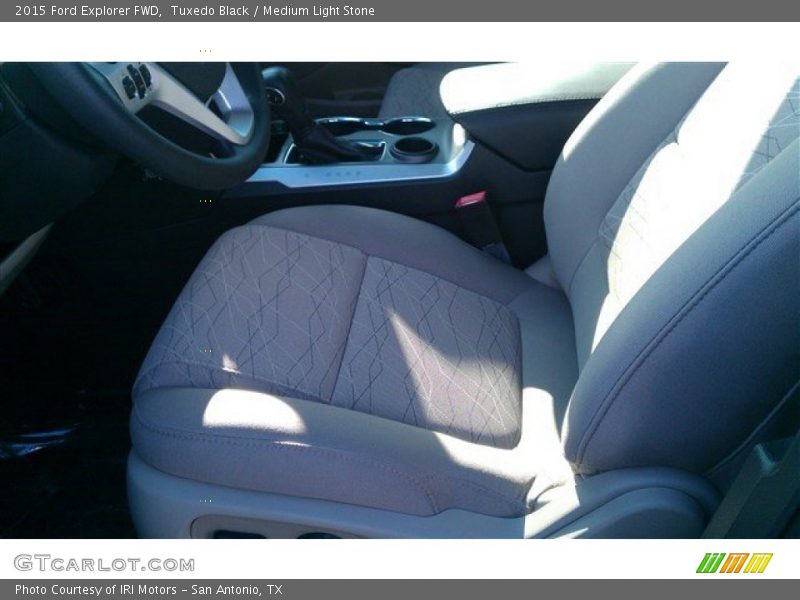 Tuxedo Black / Medium Light Stone 2015 Ford Explorer FWD